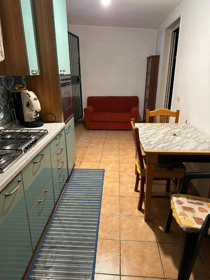 ナポリ Imperium Allestimenti Bed & Breakfast エクステリア 写真