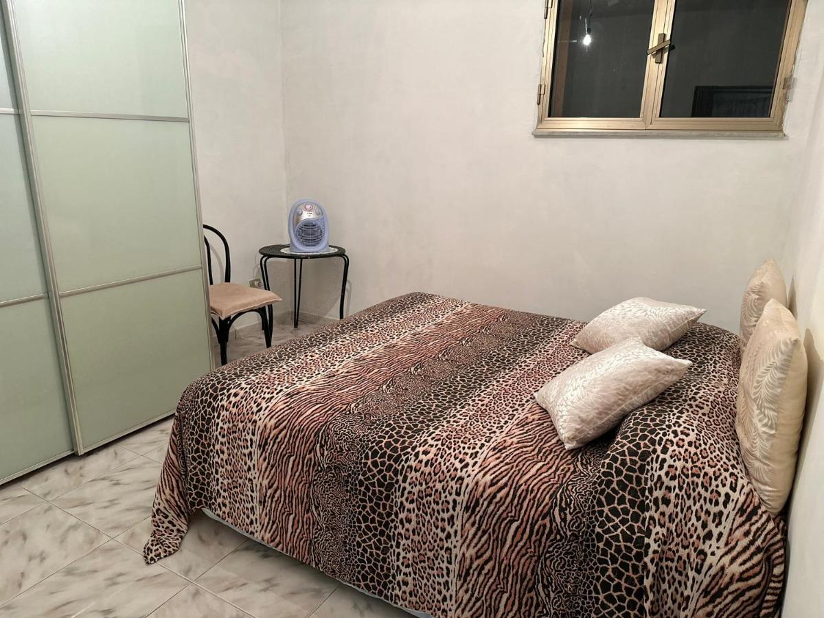 ナポリ Imperium Allestimenti Bed & Breakfast エクステリア 写真