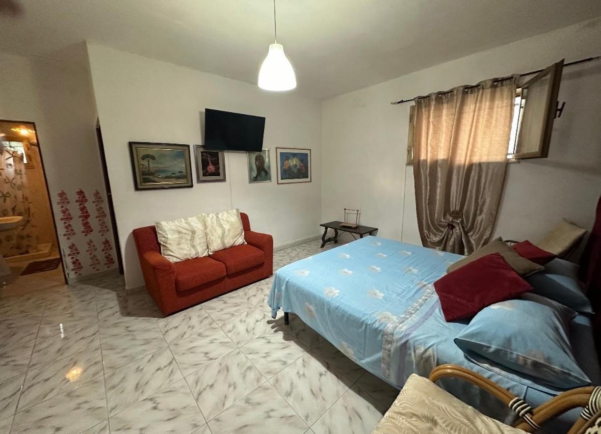 ナポリ Imperium Allestimenti Bed & Breakfast エクステリア 写真